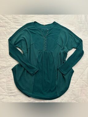 Free People waffle knit Henley Top Womens M teal blue boho cozy oversized